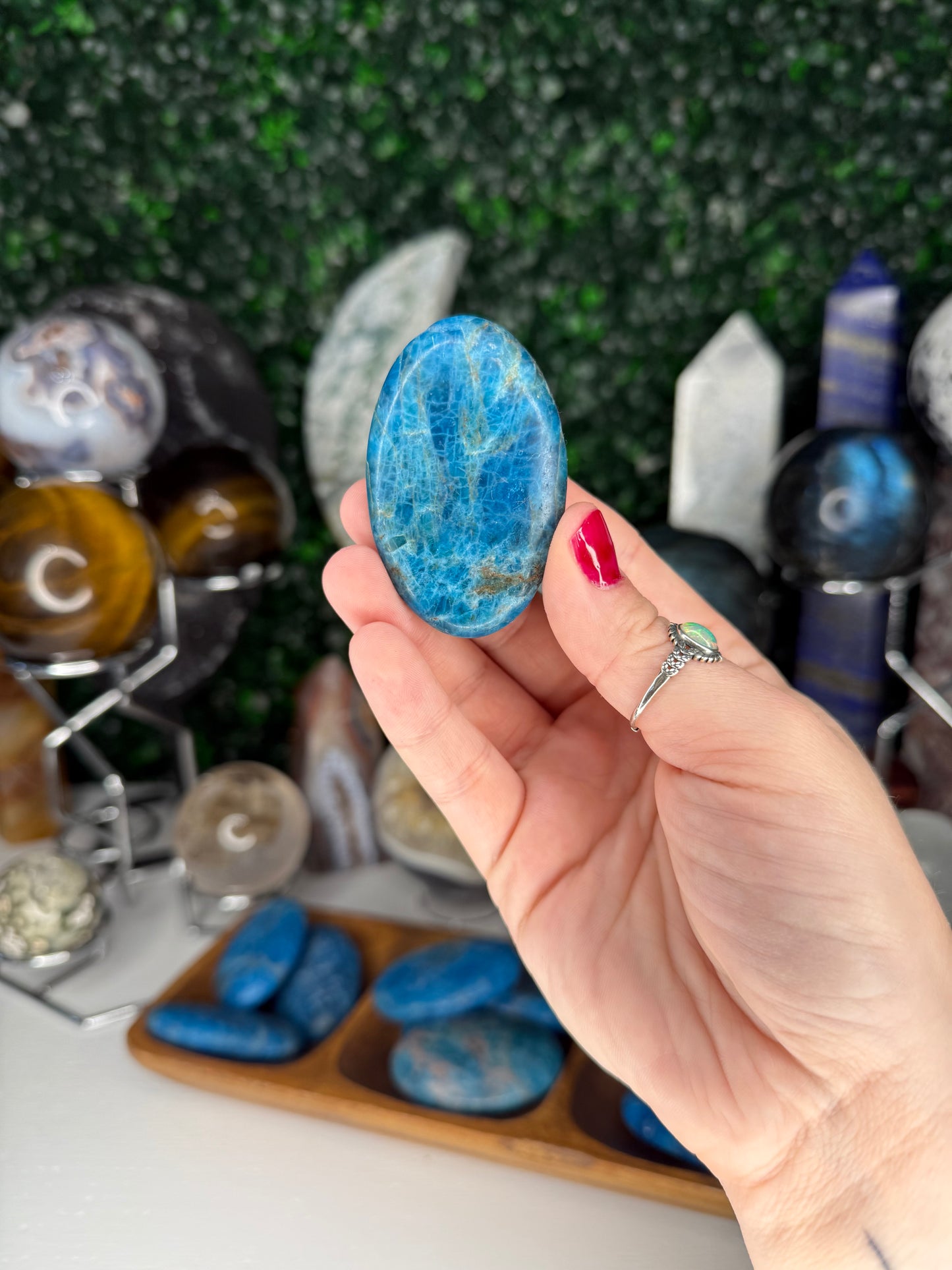 Apatite Palm Stone