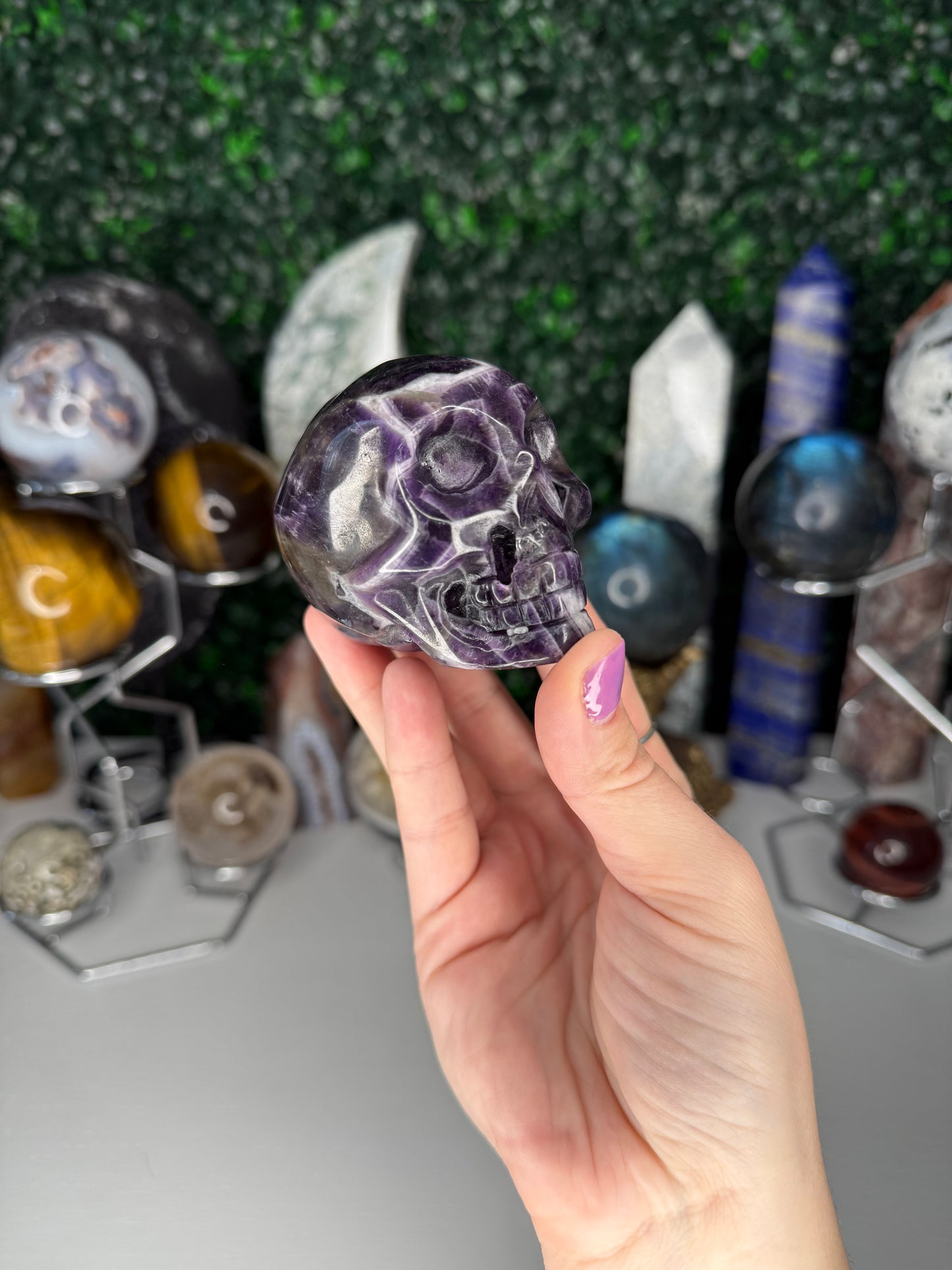 Imperfect Amethyst Skull